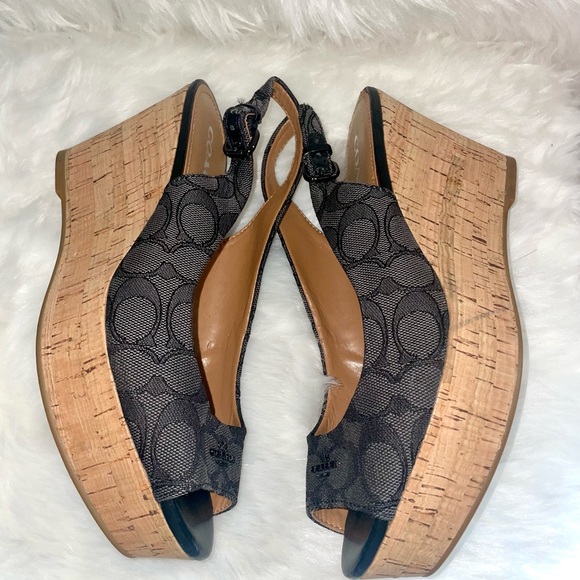 🔥🔥Coach Signature Shoes Wedges Heels Size 8.5 B - Picture 4 of 5